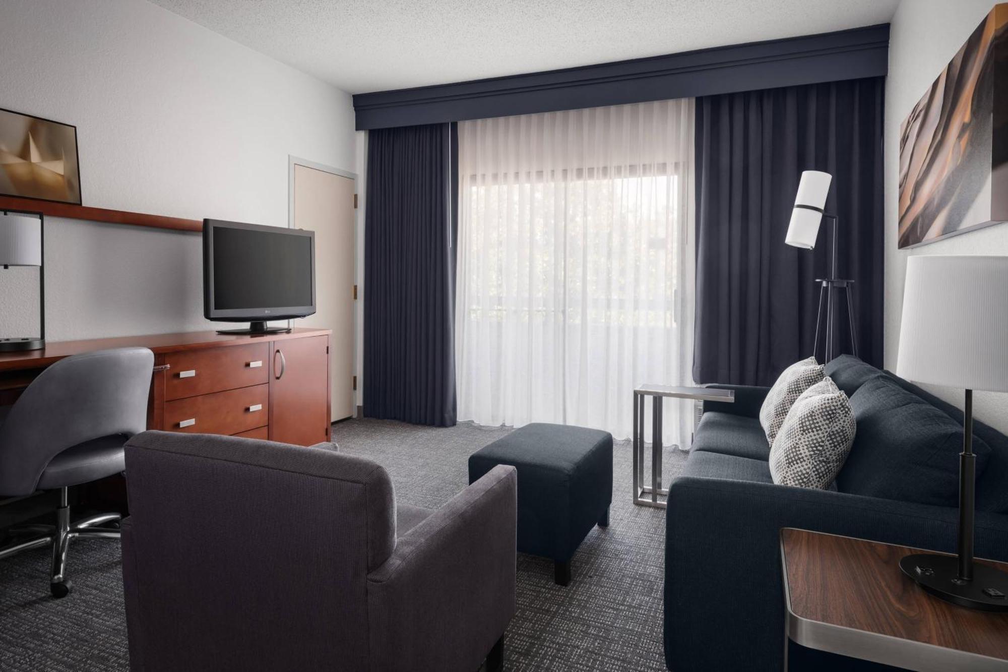 คอร์ทยาร์ด ร็อควิลล์ Hotel ร็อกวิลล์ ภายนอก รูปภาพ
